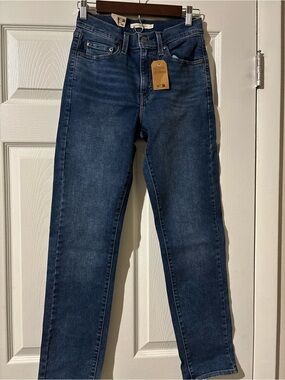 Levi's Women's Straight Leg Jeans in Dark Blue
